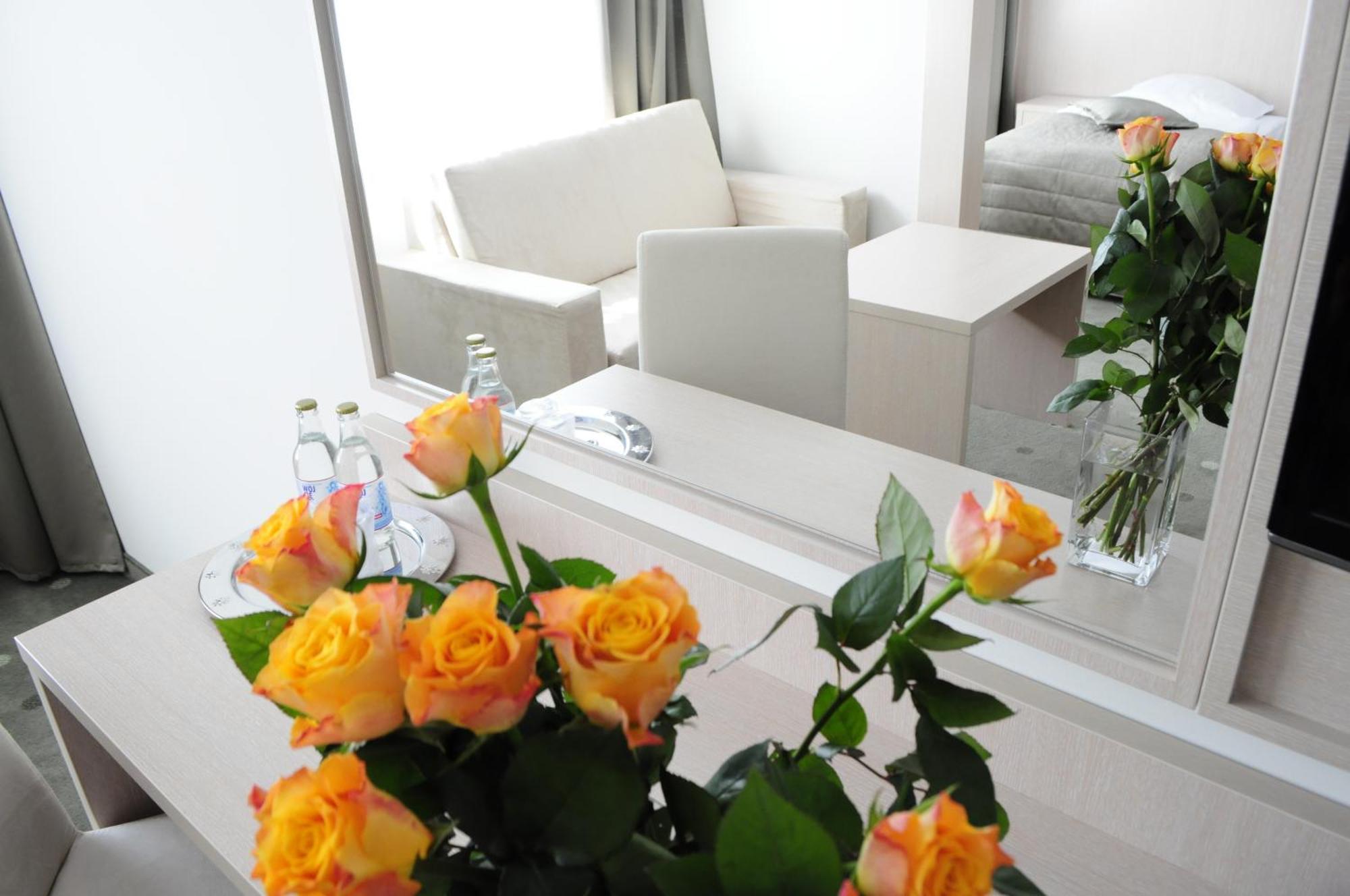 Hotel Cieplice Medi & Spa Jelenia Góra Habitación foto